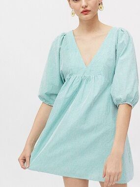 Green V-Neck Women’s dress - Lightweight Peplum dress